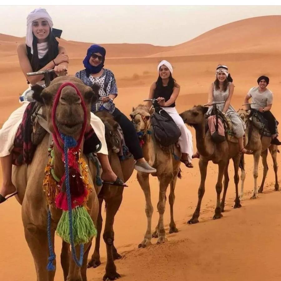 فندق مرزوكةفي  Erg Chebbi Camel Trek Camp المظهر الخارجي الصورة